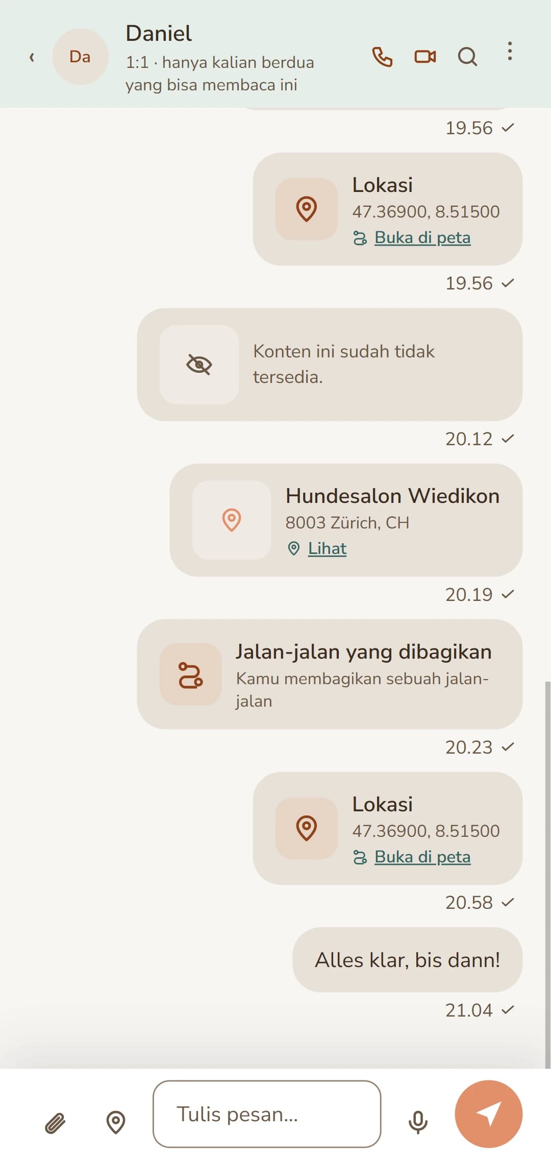 Chat yang terbuka: seluruh riwayat percakapan sekilas